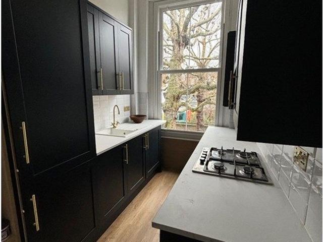 Apartment for rent in North Kensington, Greater London