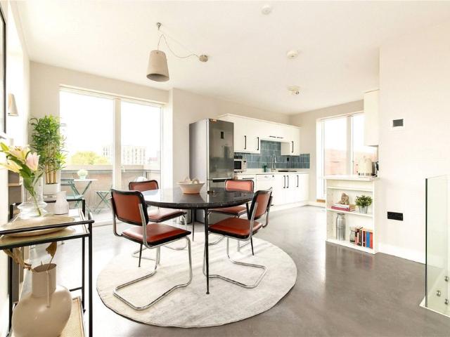 Apartment for rent in North Kensington, Isle Of Man