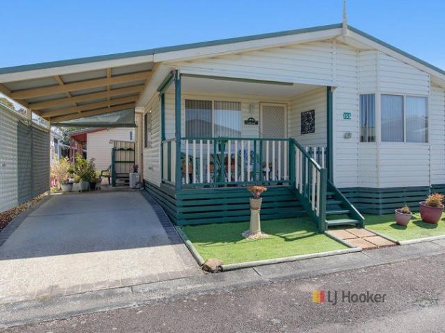 House for sale in Halekulani, New South Wales