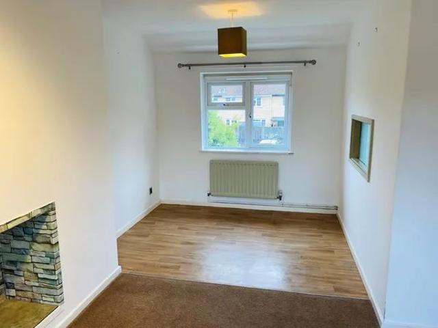 House for rent in Ifield West, Glynde