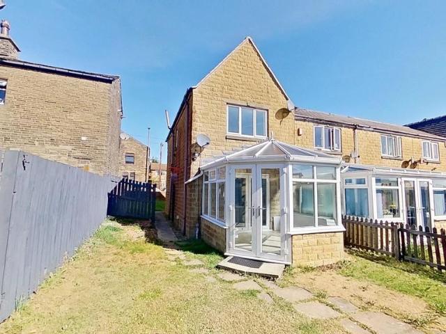 House for rent in Westwood Park, West Yorkshire