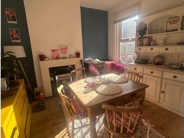 Room for rent in Roselands, Eastbourne