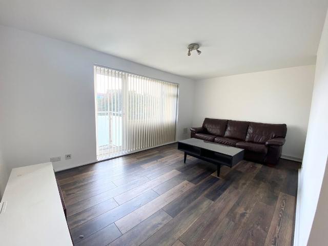 Apartment for rent in Avery Hill, Greater London