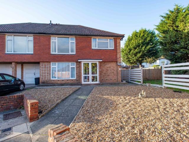 House for rent in Royal Borough of Greenwich, Greater London
