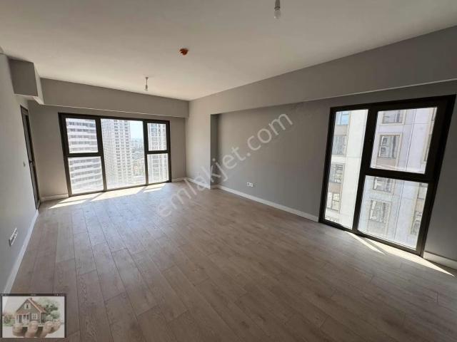 Kadiköy, İstanbul içerisinde kiralık mülk