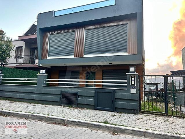 Buca, İzmir içerisinde satılık Villa