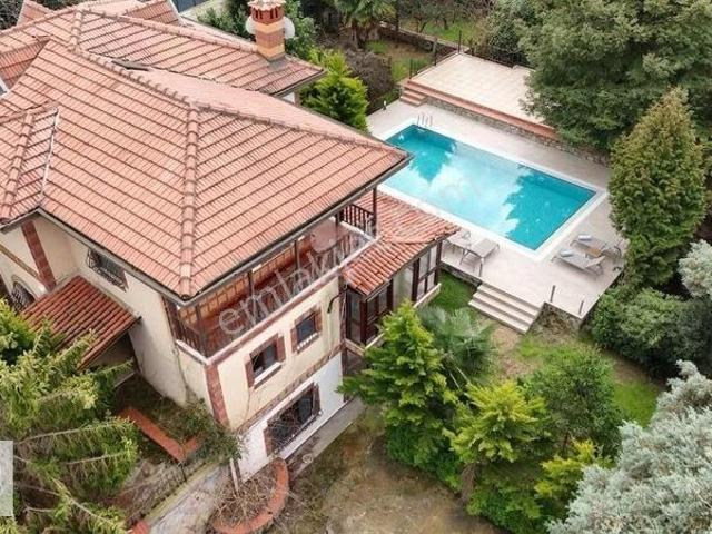 Baklacı Mahallesi, Beykoz içerisinde satılık Villa