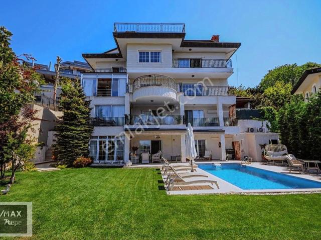 Beykoz, Acarlar Mahallesi içerisinde satılık Villa