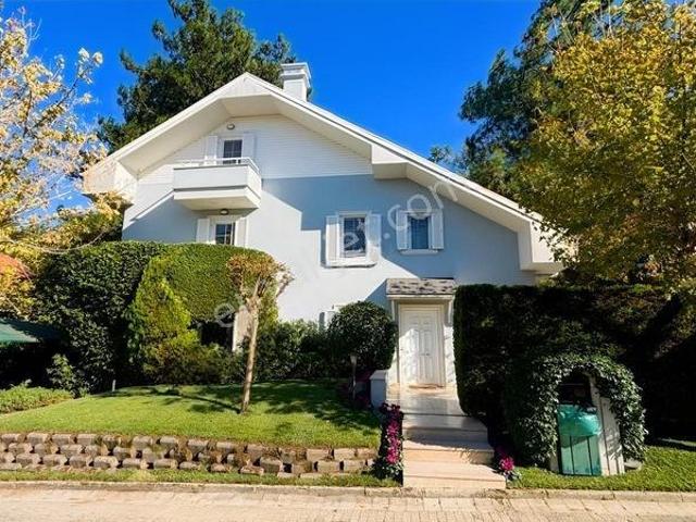 Beykoz, İstanbul içerisinde satılık Villa