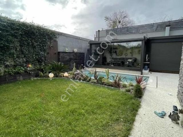 Riva Mahallesi, Beykoz içerisinde satılık Villa