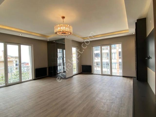Adnan Kahveci Mahallesi, Beylikdüzü içerisinde kiralık mülk