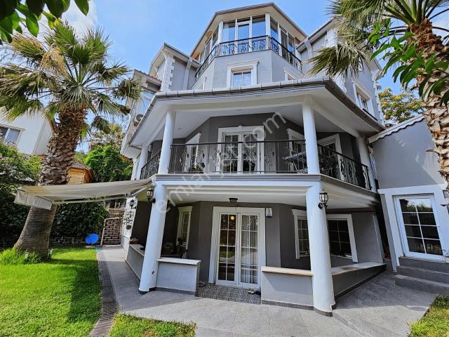 Beylikdüzü, İstanbul içerisinde satılık Villa