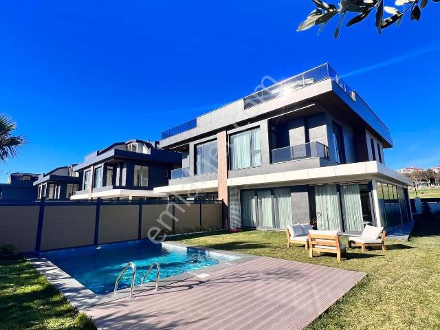 Beylikdüzü, İstanbul içerisinde satılık Villa