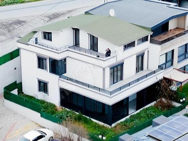 Beylikdüzü, İstanbul içerisinde satılık Villa