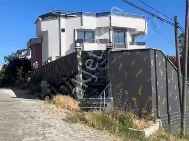 Beylikdüzü, İstanbul içerisinde satılık Villa