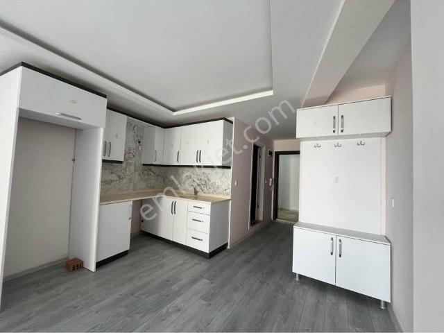 Bakırcılar ve Pirinçciler Sanayi Sitesi, Beylikdüzü içerisinde satılık mülk