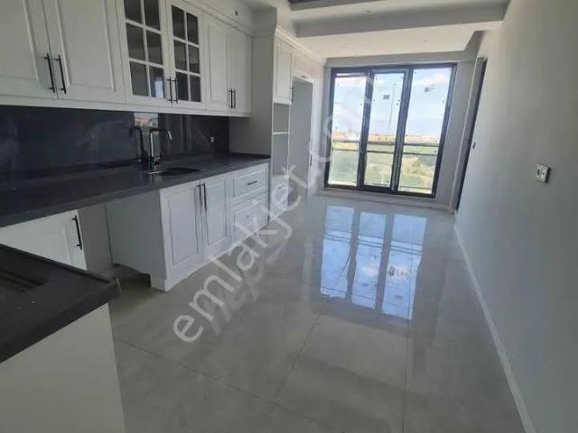 Bakırcılar ve Pirinçciler Sanayi Sitesi, Beylikdüzü içerisinde satılık mülk