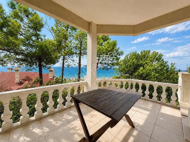 Beylikdüzü, İstanbul içerisinde satılık Villa