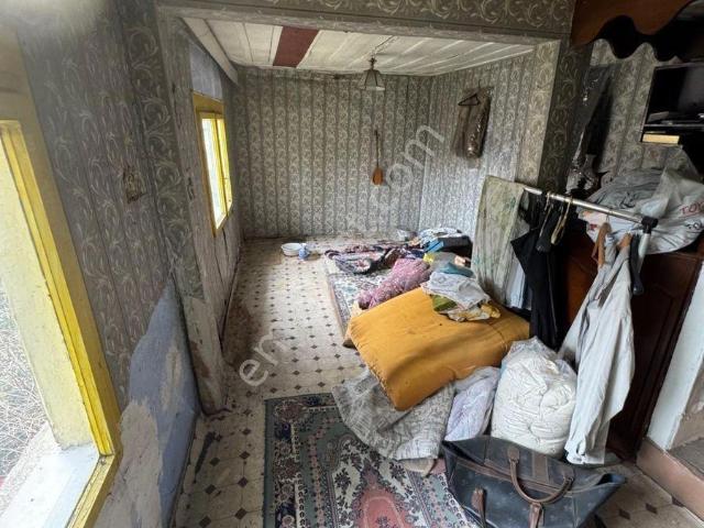 Hacıhüsrev, Beyoğlu içerisinde satılık Bina
