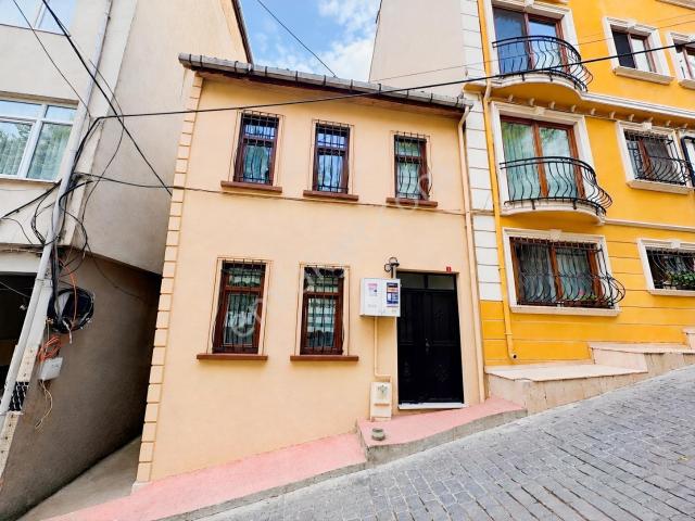 Kaptanpaşa Mahallesi, Beyoğlu içerisinde satılık mülk