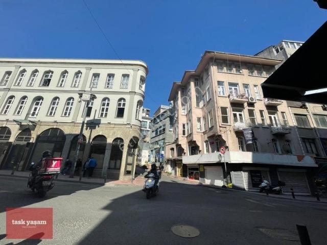 Beyoğlu, İstanbul içerisinde satılık Bina