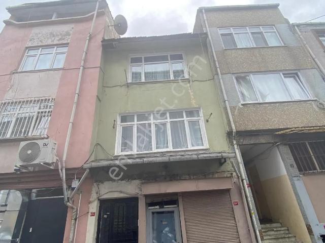 Küçük Piyale Mahallesi, Beyoğlu içerisinde satılık Bina