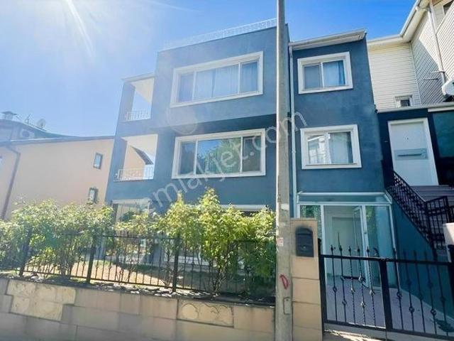 Mutlukent Mahallesi, Çankaya içerisinde satılık Villa