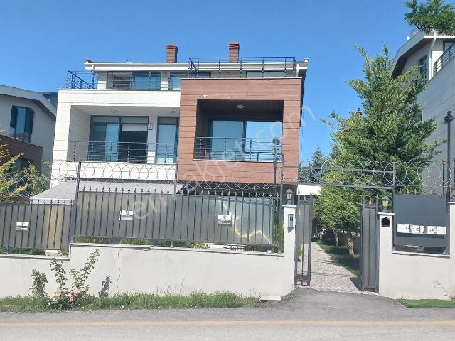 Çankaya, Ankara içerisinde kiralık Villa