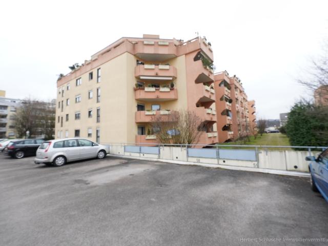 Etagenwohnung kaufen in Tamm