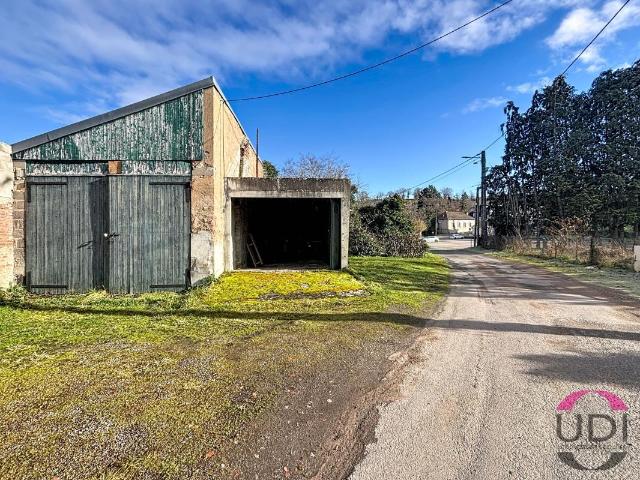 Garage vente à Montluçon, Bézenet