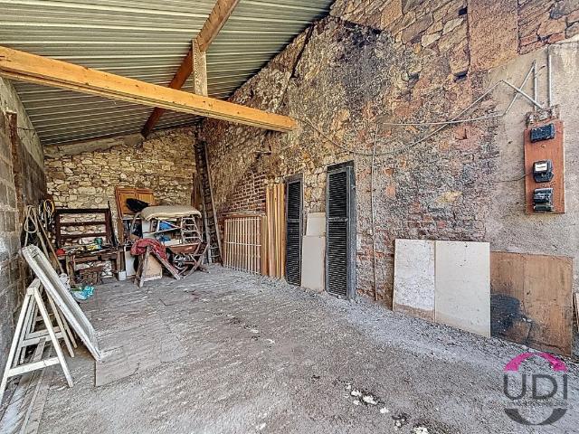 Garage vente à Montluçon, Bézenet