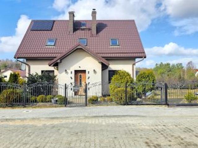 Dom na sprzedaż w Cewice, Pomorskie