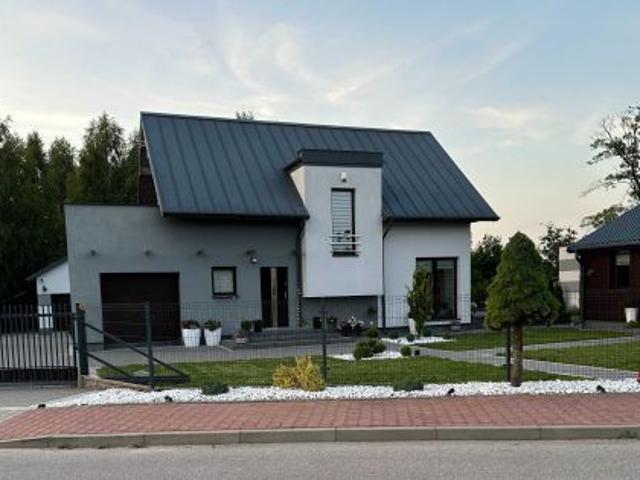 Dom na sprzedaż w Fałków, Świętokrzyskie
