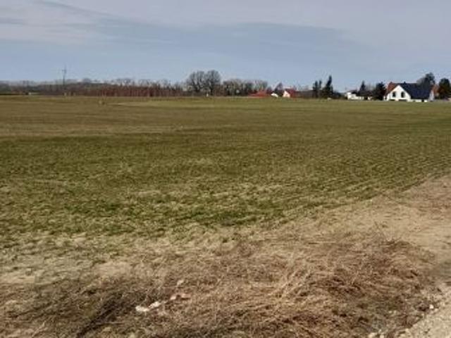 Grunt na sprzedaż w Gniewino, Pomorskie