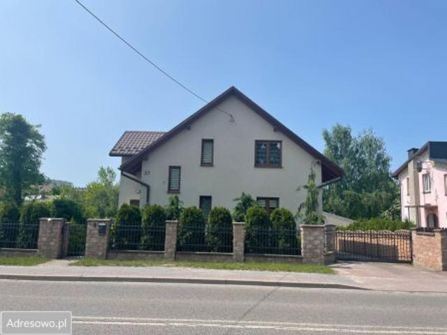 Dom na sprzedaż w Jędrzejów, Świętokrzyskie