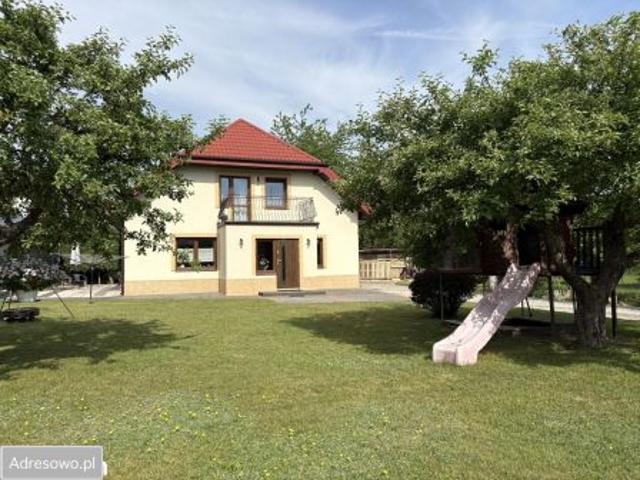 Dom na sprzedaż w Końskie, Świętokrzyskie