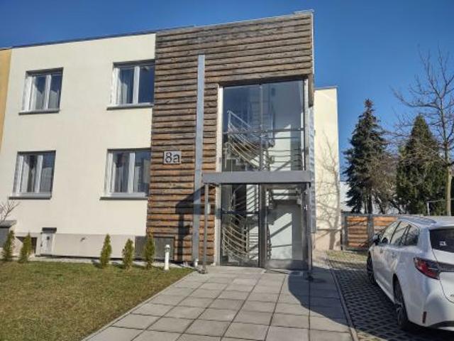 Dom na sprzedaż w Legnica, Dolnośląskie