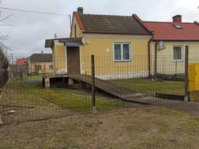 Dom na sprzedaż w Ćmielów, Świętokrzyskie