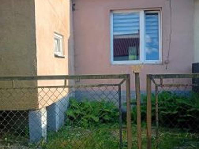 Dom na sprzedaż w Ćmielów, Świętokrzyskie