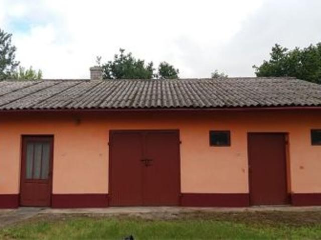 Dom na sprzedaż w Ćmielów, Świętokrzyskie
