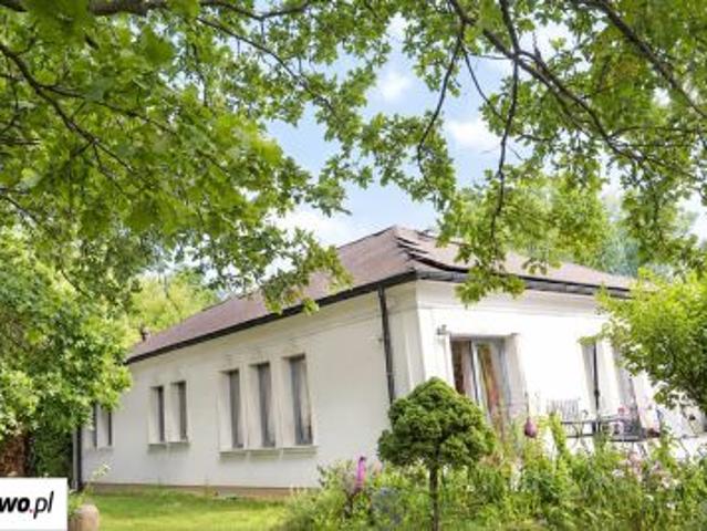 Dom na sprzedaż w Milanówek, Mazowieckie