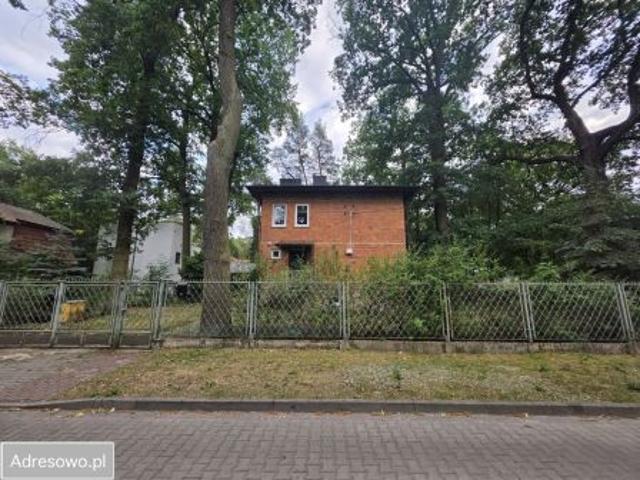 Dom na sprzedaż w Milanówek, Mazowieckie