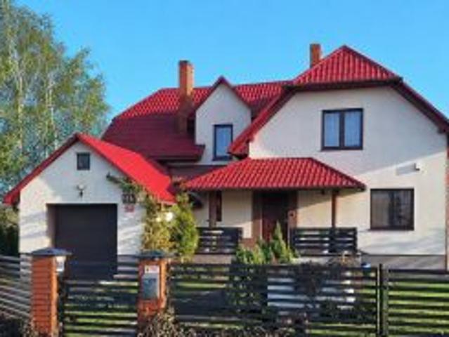 Dom na sprzedaż w Moskorzew, Świętokrzyskie