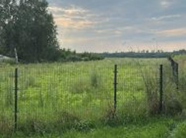 Grunt na sprzedaż w Ożarów, Świętokrzyskie