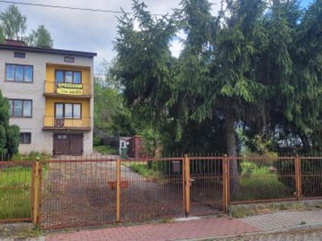 Dom na sprzedaż w Ostrowiec Świętokrzyski, Świętokrzyskie