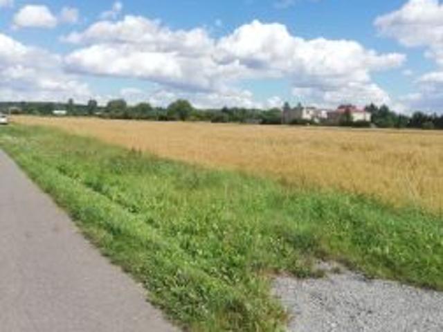 Grunt na sprzedaż w Ostrowiec Świętokrzyski, powiat ostrowiecki