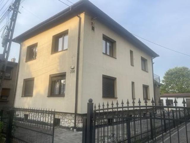 Dom na sprzedaż w Piekary Śląskie, Śląskie