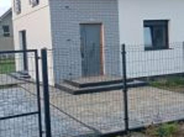 Dom na sprzedaż w Rostworowo, Wielkopolskie