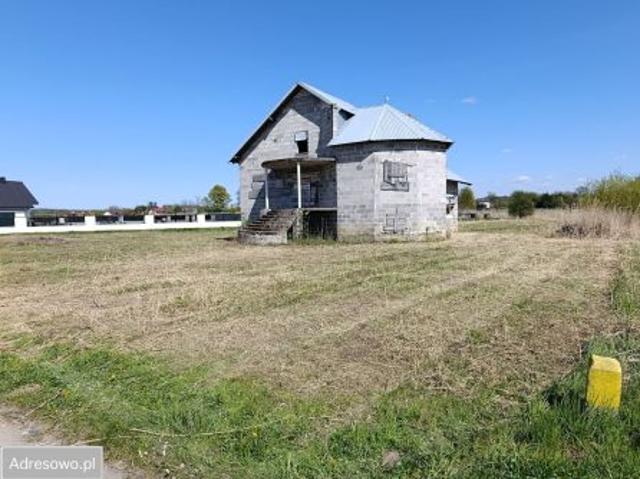 Dom na sprzedaż w Solec-zdrój, Świętokrzyskie