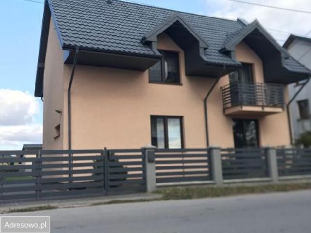 Dom na sprzedaż w Świętokrzyskie